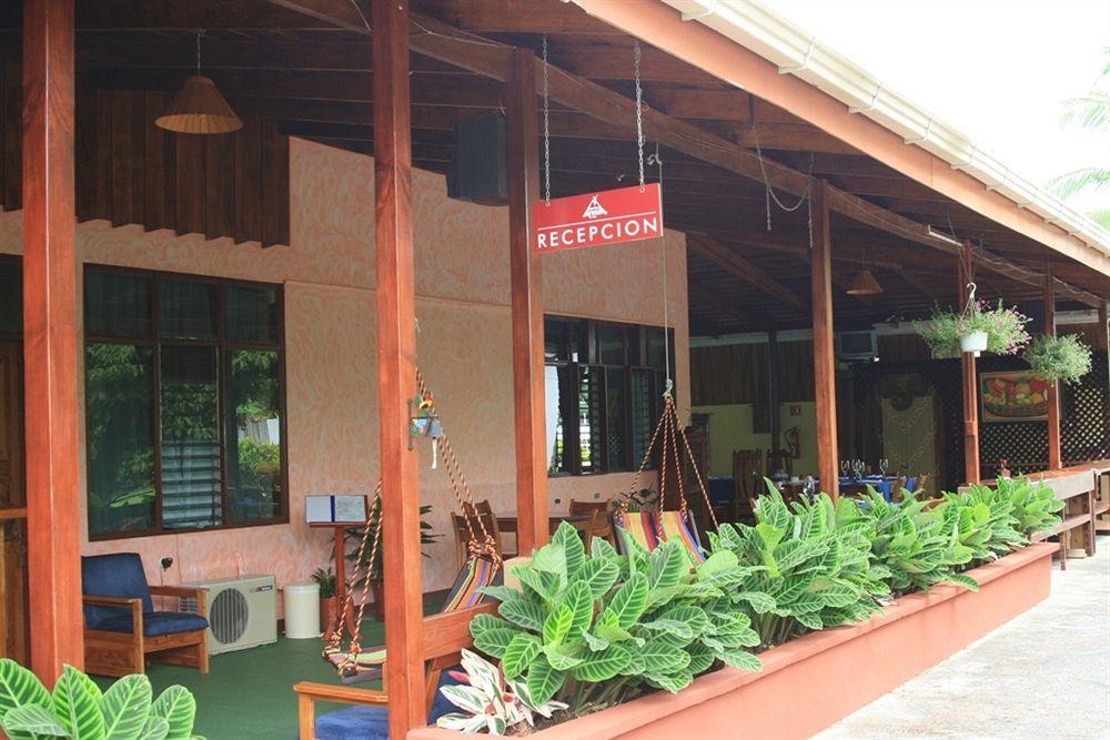 فندق Befox Adventure La Fortuna المظهر الخارجي الصورة