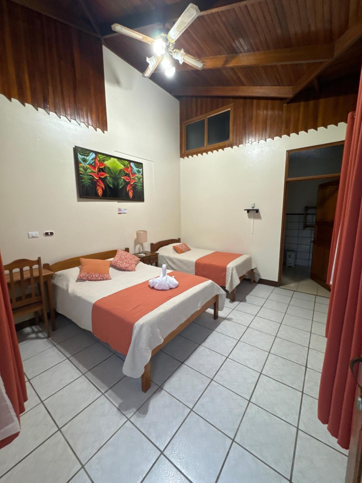 فندق Befox Adventure La Fortuna المظهر الخارجي الصورة