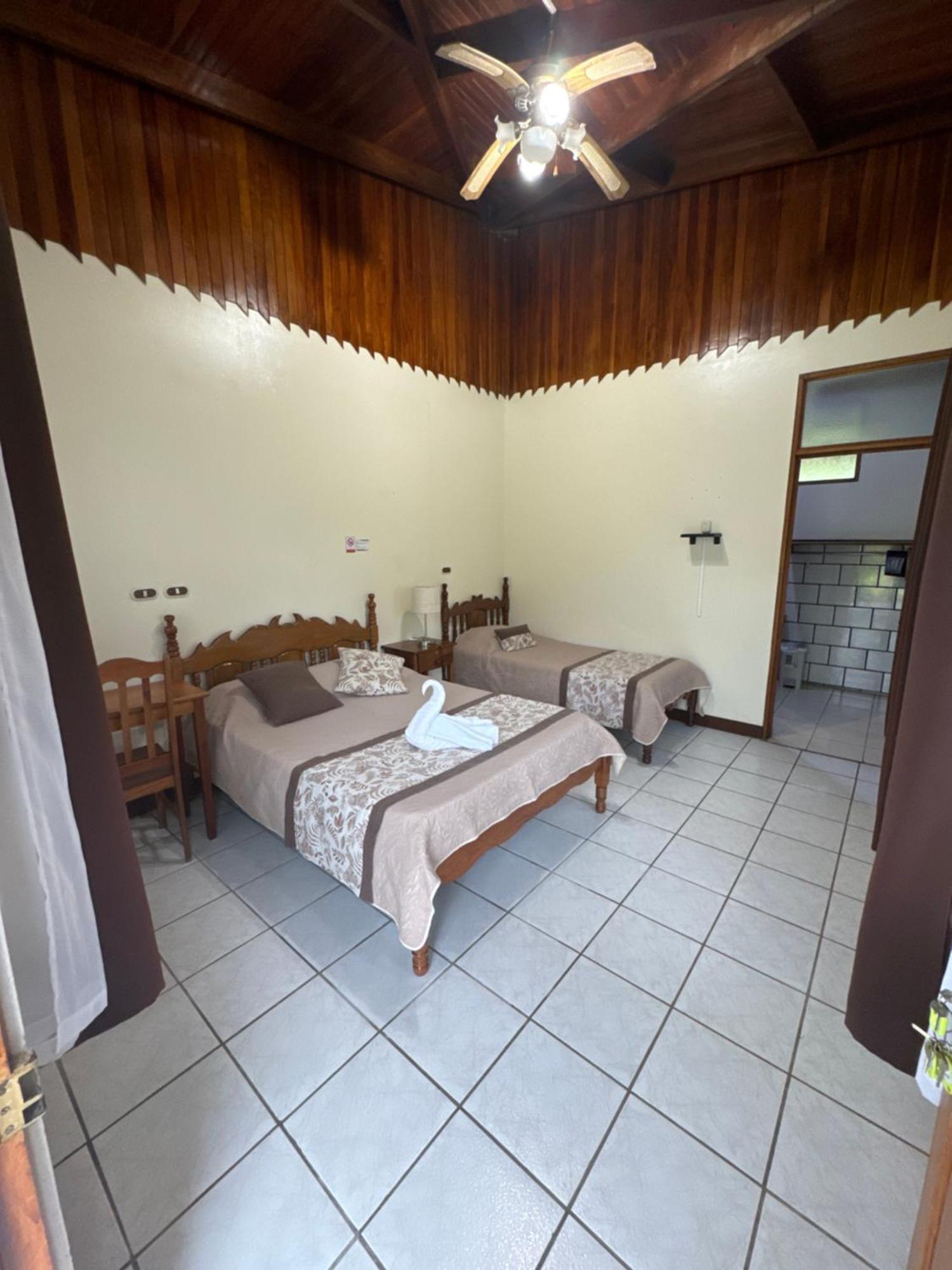 فندق Befox Adventure La Fortuna المظهر الخارجي الصورة